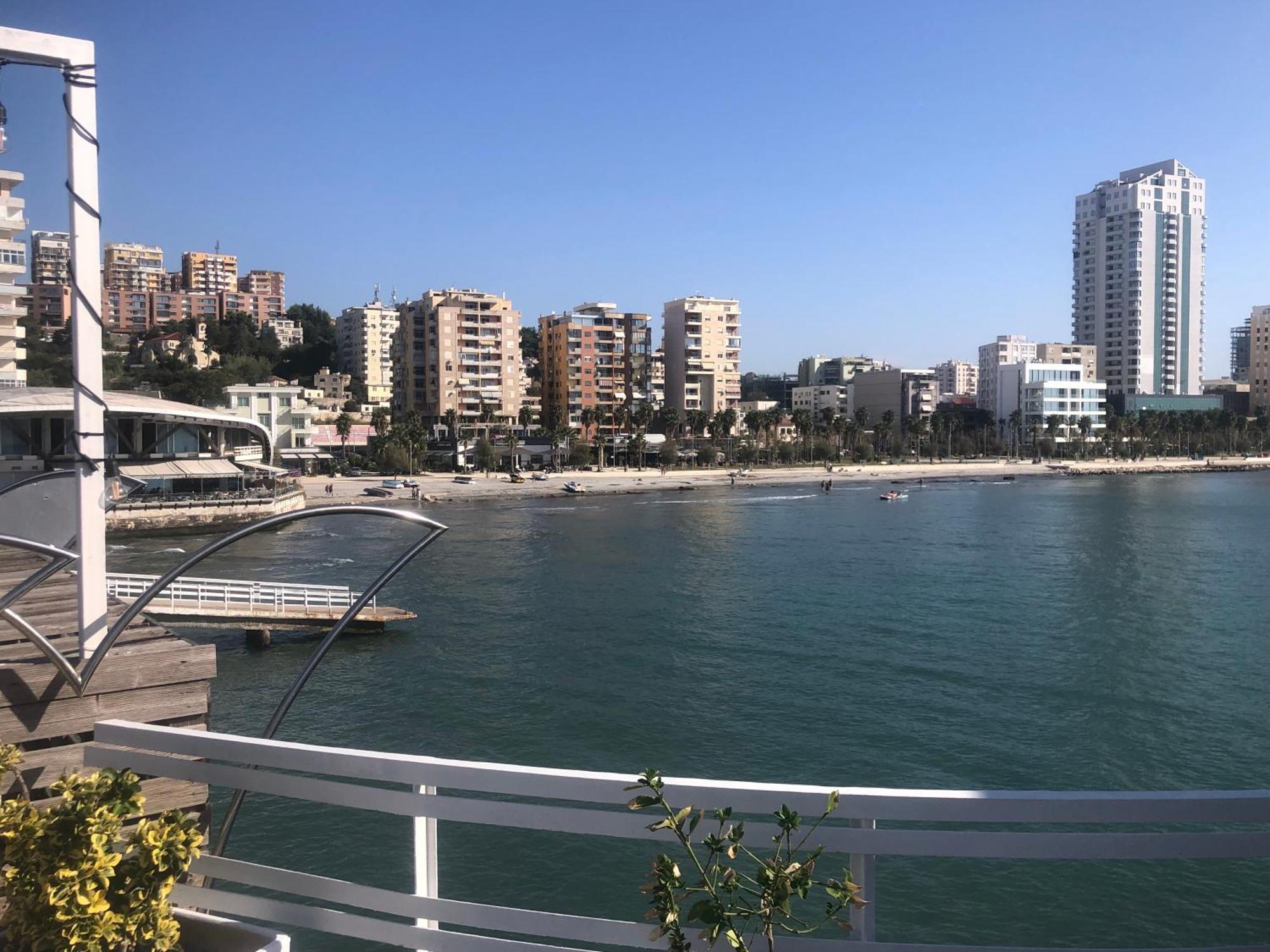 Vollga Four Seasons Apartment دراس المظهر الخارجي الصورة